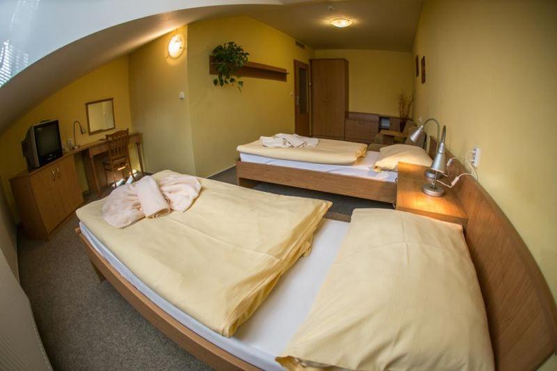 Hotel Na Jizni Přerov Eksteriør billede