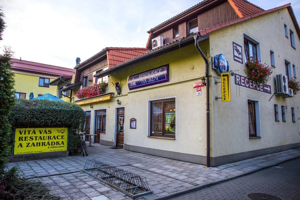 Hotel Na Jizni Přerov Eksteriør billede