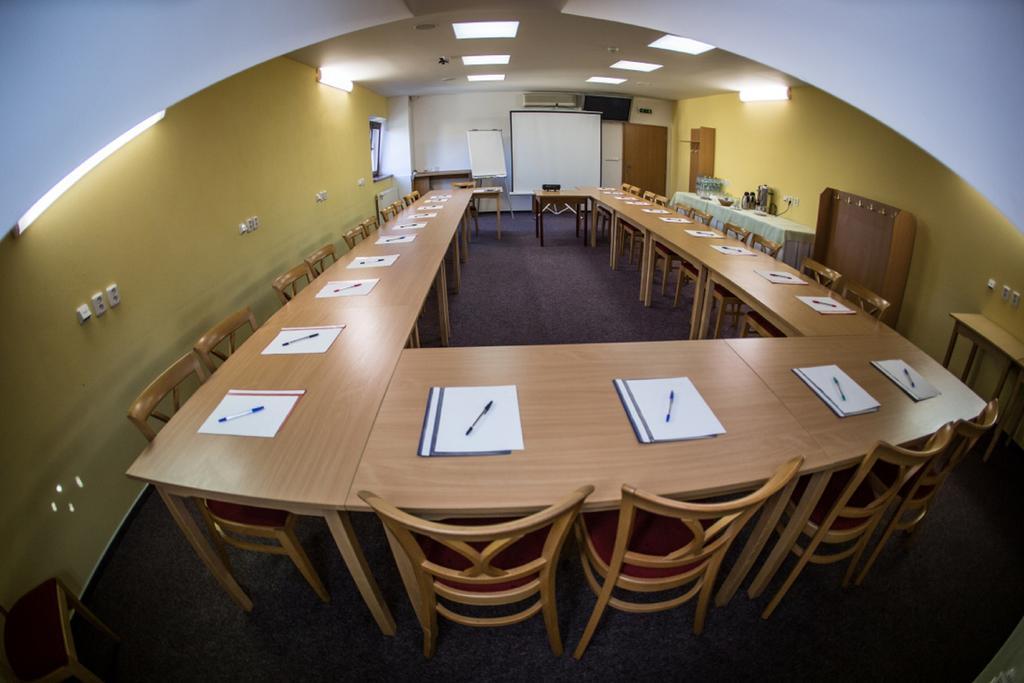 Hotel Na Jizni Přerov Eksteriør billede